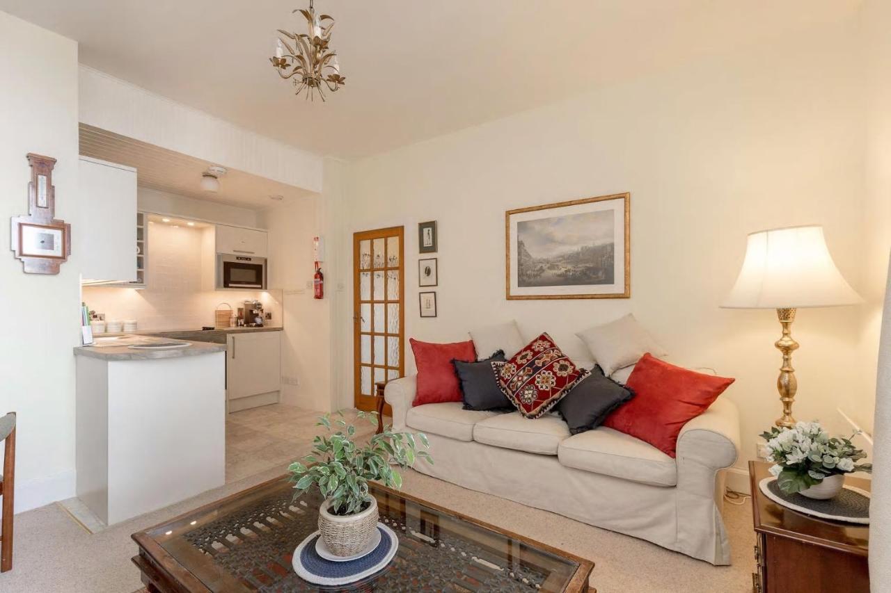 Apartmán Stunning Panoramic Views: Heart Of The Royal Mile EDI Exteriér fotografie
